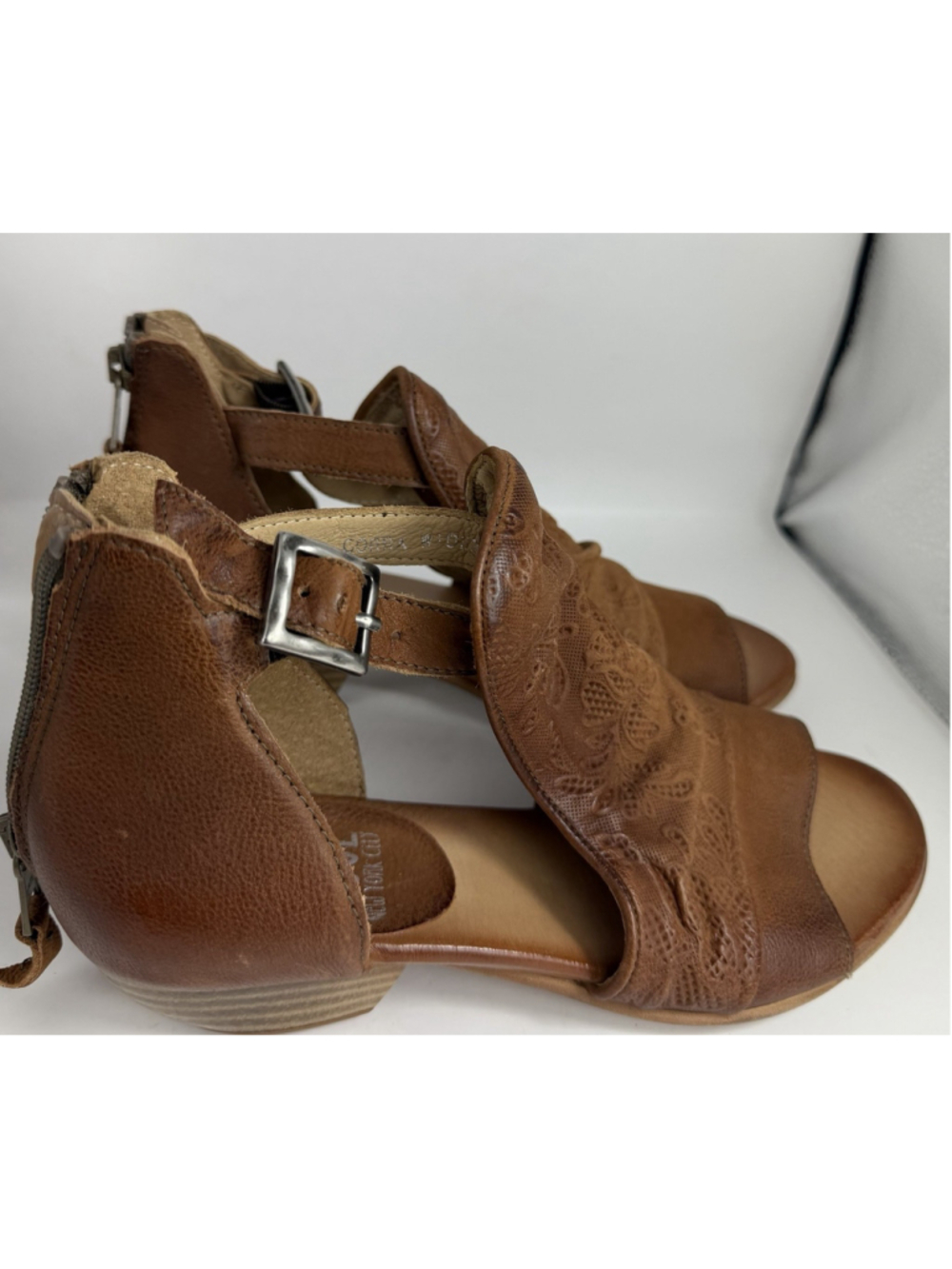 Miz Mooz Corra Leather Heeled Open Toe Sandals Brown Tan Womens Size 37 US 6.5/7